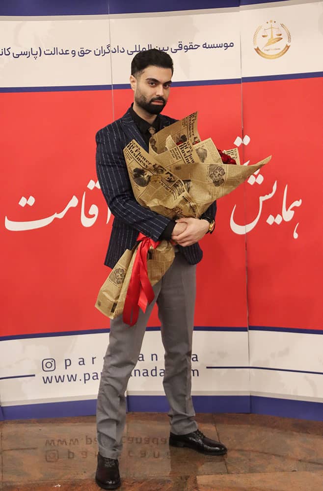 دکتر ماکان آریا پارسا آموزش