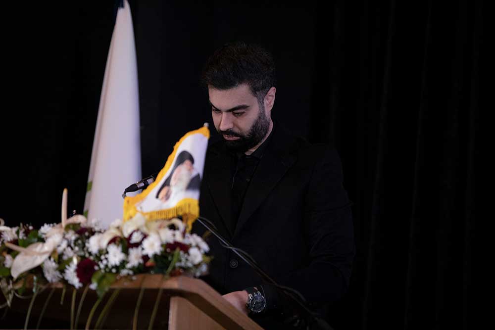 دکتر ماکان آریا پارسا موفقیت