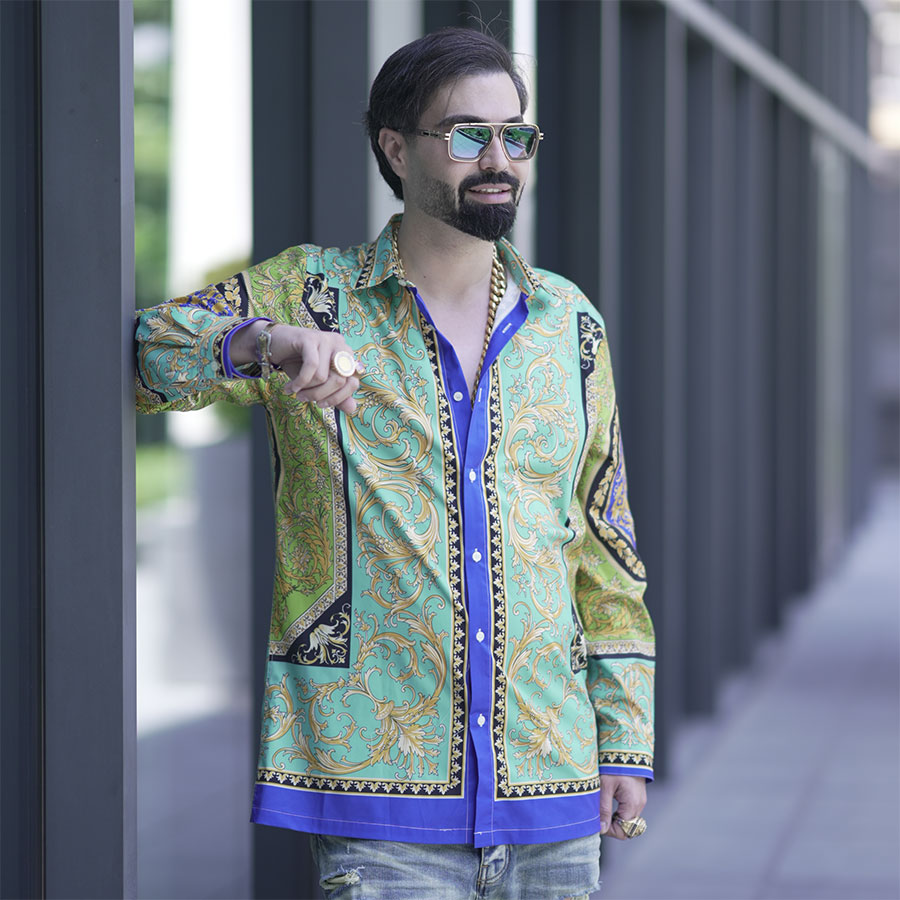 دکتر ماکان آریا پارسا کیست