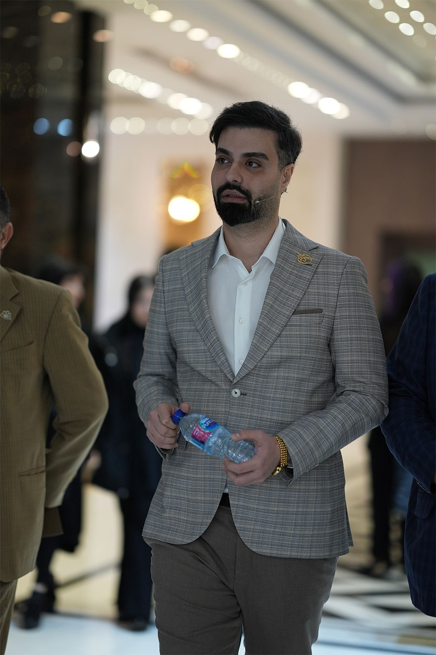 ماکان آریا پارسا در مراسم اهداف تندیس