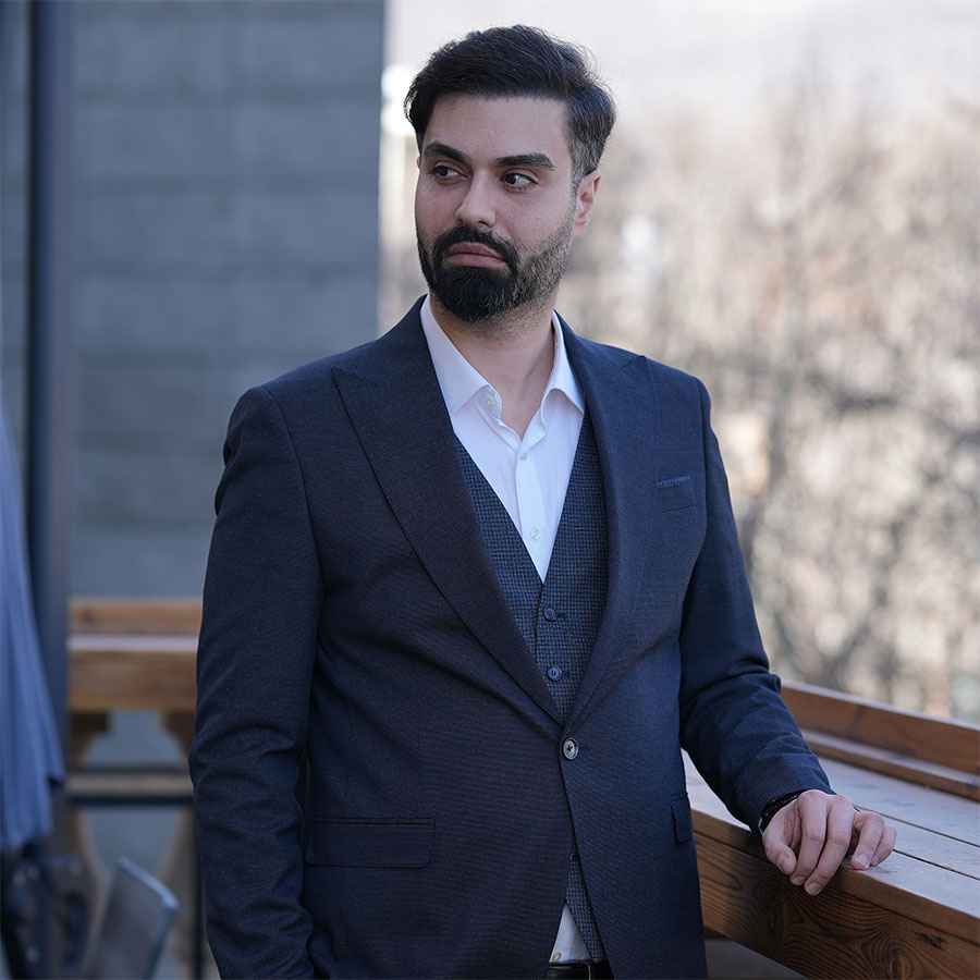 ماکان آریا پارسا