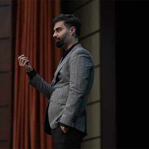 ارائه دکتر ماکان آریا پارسا در کلاس هدف گذاری