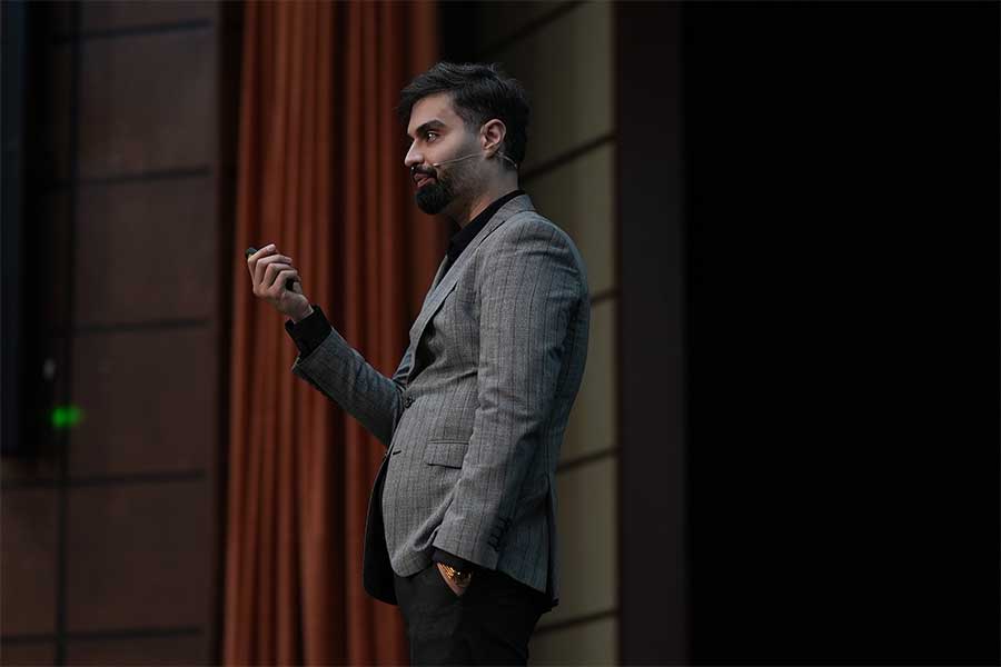 ارائه دکتر ماکان آریا پارسا در کلاس هدف گذاری