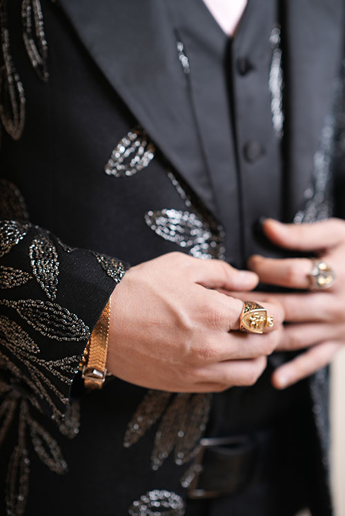 نمونه طراحی لباس 1 دکتر اریا پارسا