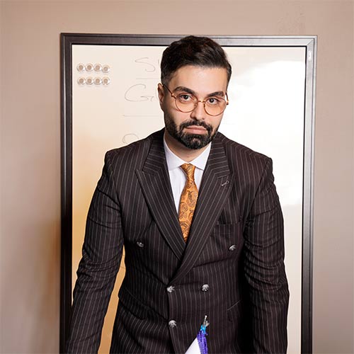 ماکان آریا پارسا در کانادا