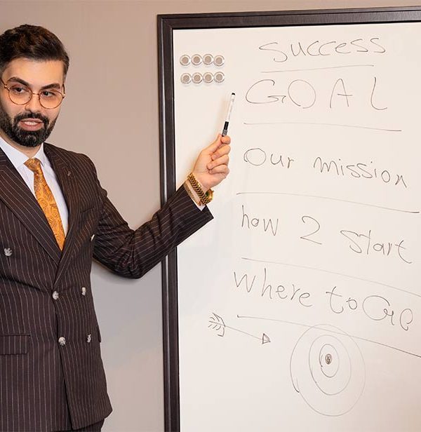 تیم سازی در استارتاپ از نگاه ماکان آریا پارسا